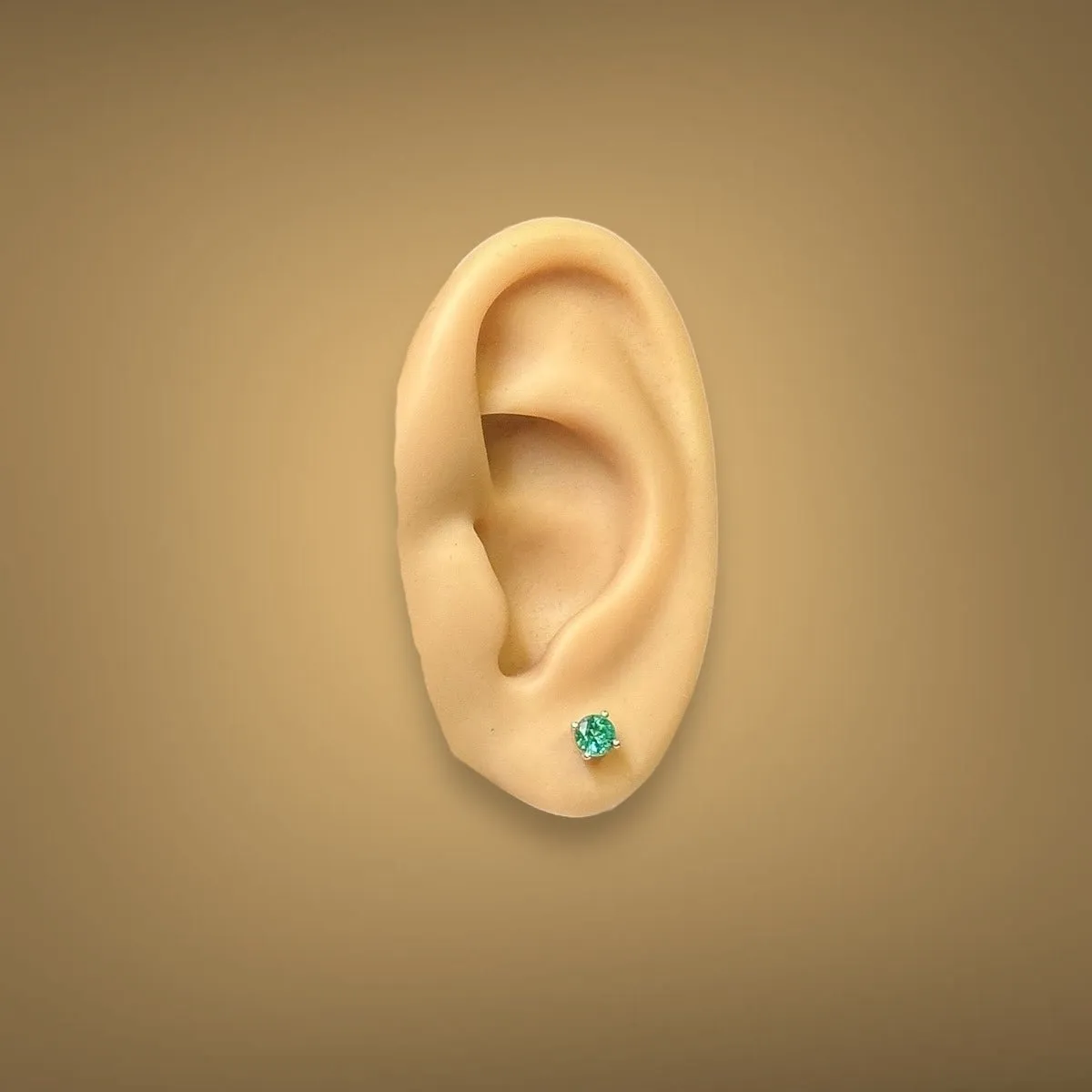 14K Y Gold 4mm 0.46ctw Emerald Stud Earrings
