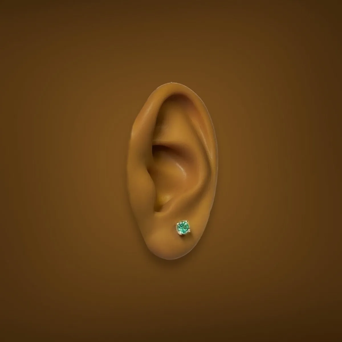 14K Y Gold 4mm 0.46ctw Emerald Stud Earrings
