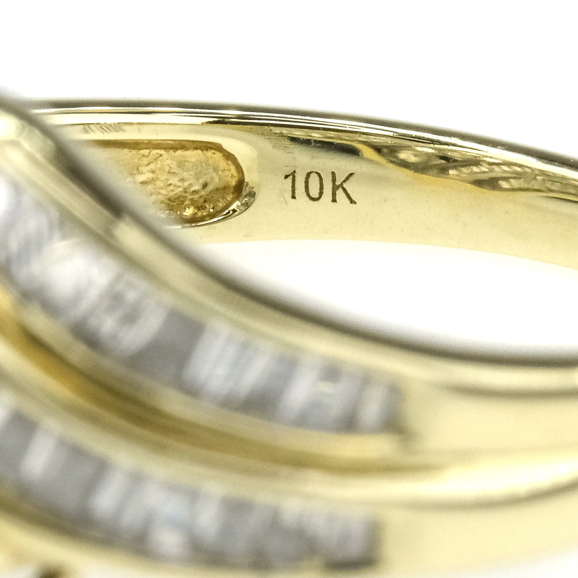1.50ctw Diamond Three Stone w/ Side Accents Anniversary Ring in 10K Yellow Gold