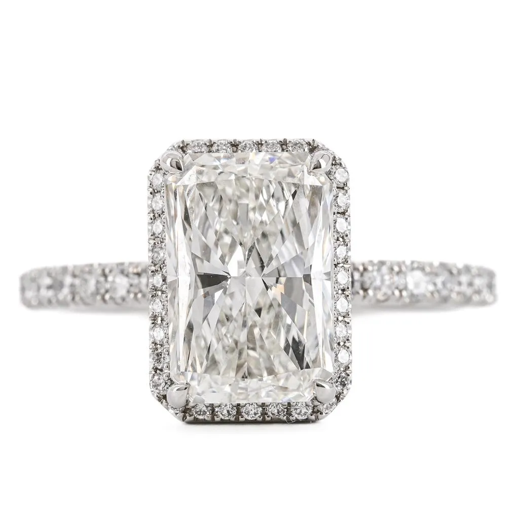 3.08CTW Radiant Diamond Engagment Ring  - Halo - 950 Platinum