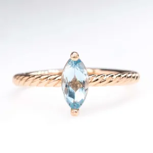 Aquamarine Rope Detailed Solitaire Ring in 14K Rose Gold