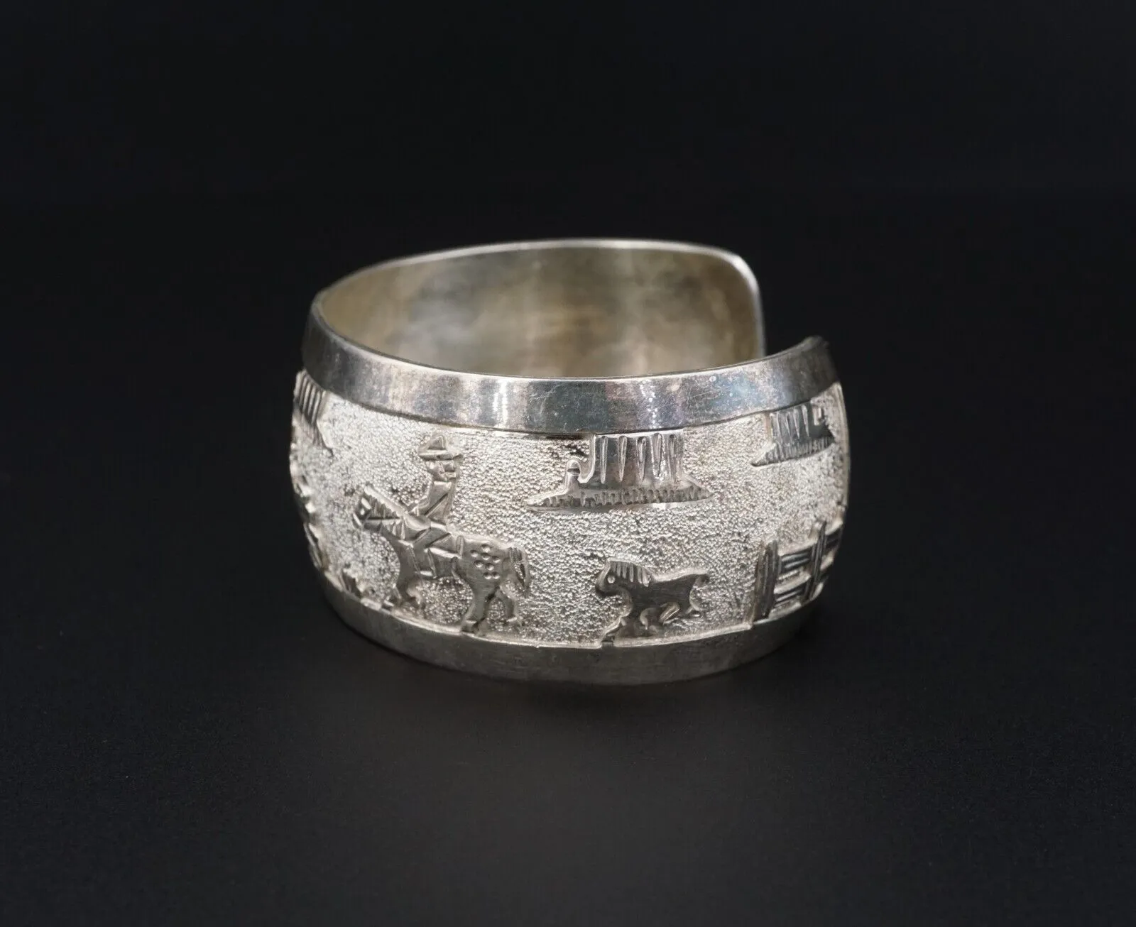Navajo Storyteller Cuff Bracelet Sterling Silver Overlay Etched 6.5" BS2957