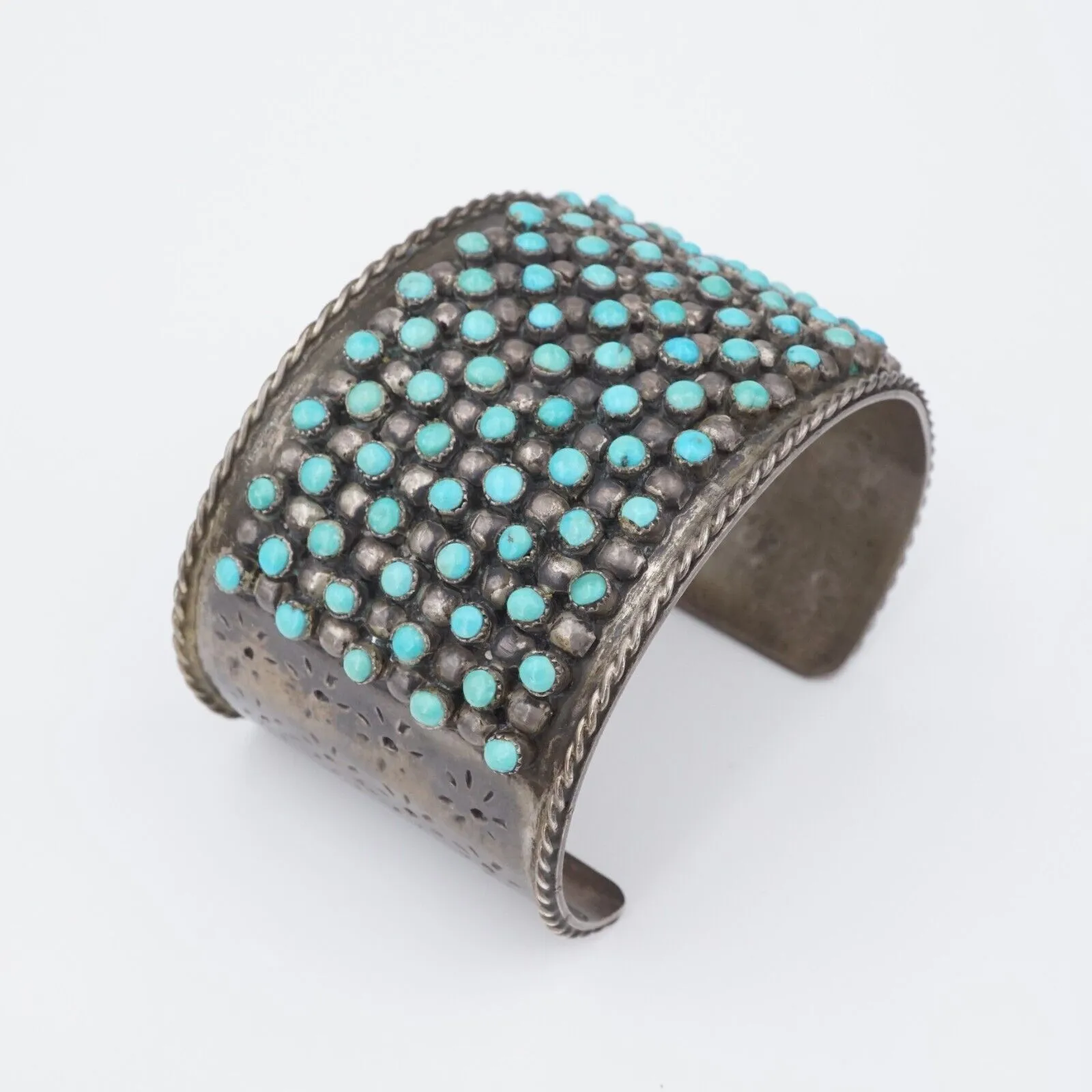 Zuni Petit Point Bracelet Turquoise Wide Cuff Sterling Silver Vintage BS2900
