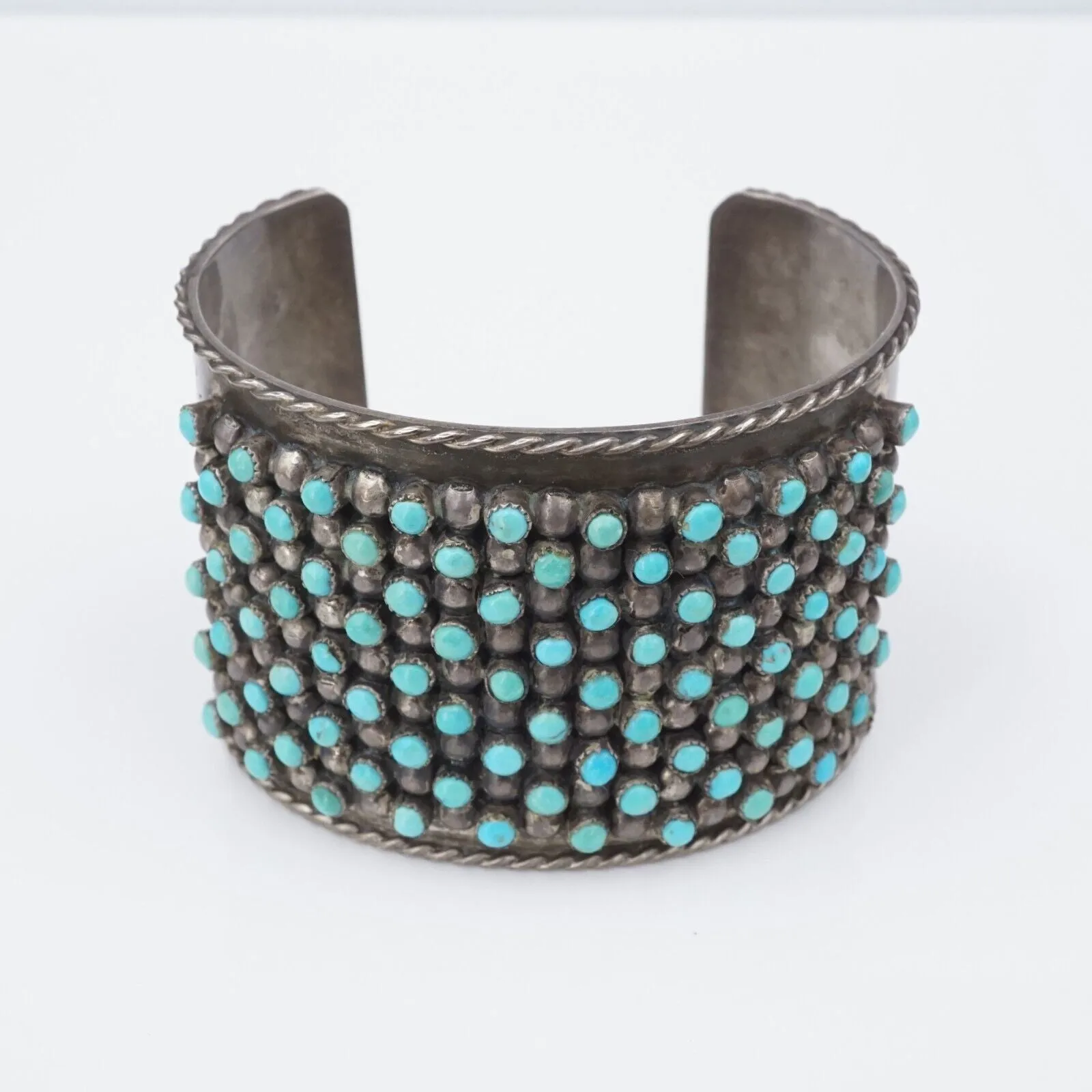 Zuni Petit Point Bracelet Turquoise Wide Cuff Sterling Silver Vintage BS2900